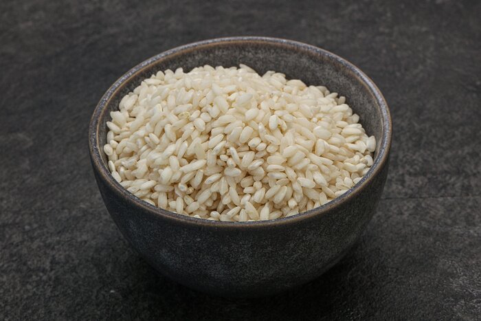 riz arborio pour risotto dans un bol