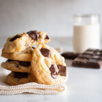 des cookies vegan aux pépites de chocolat à l'américaine, moelleux et croustillants
